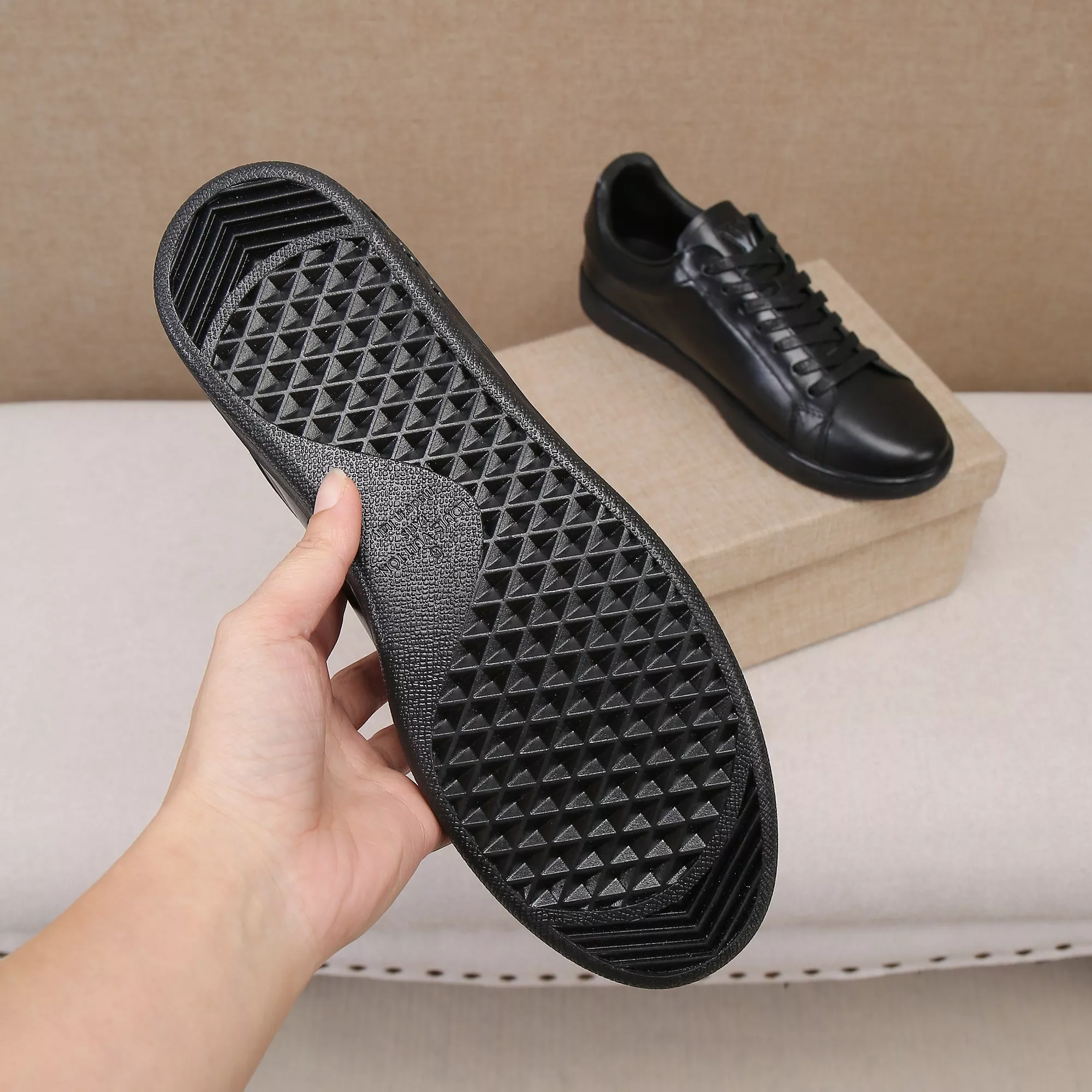 Louis Vuitton Casual Shoes For Men Comfortable 3311