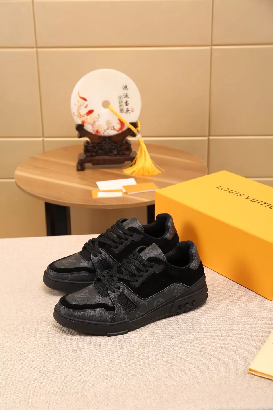 Louis Vuitton Casual Shoes For Men Comfortable 4330