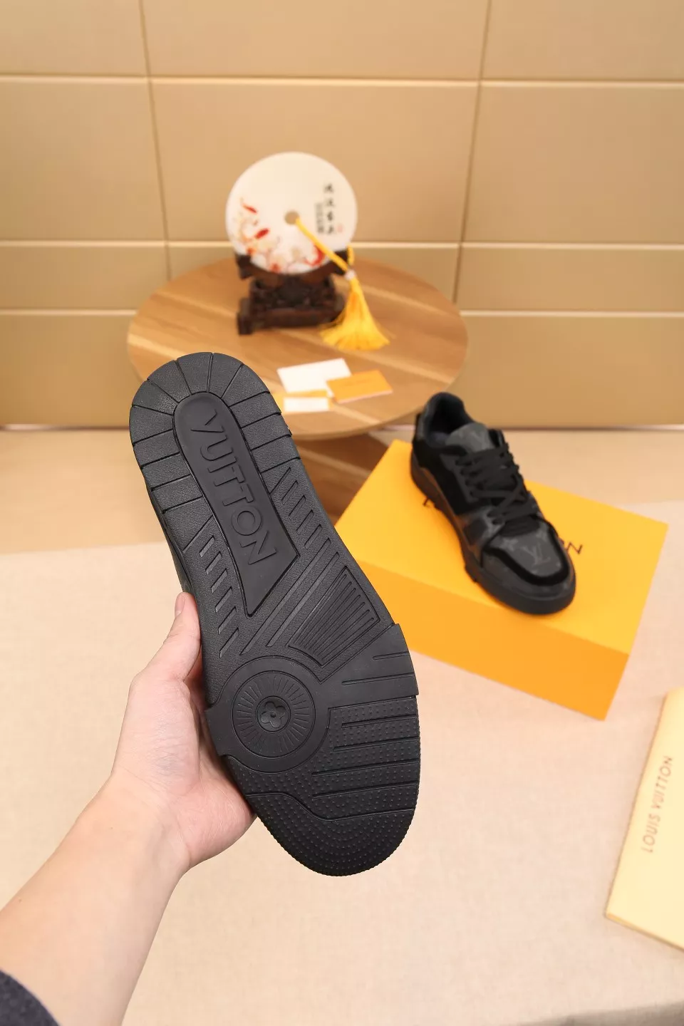 Louis Vuitton Casual Shoes For Men Comfortable 4330