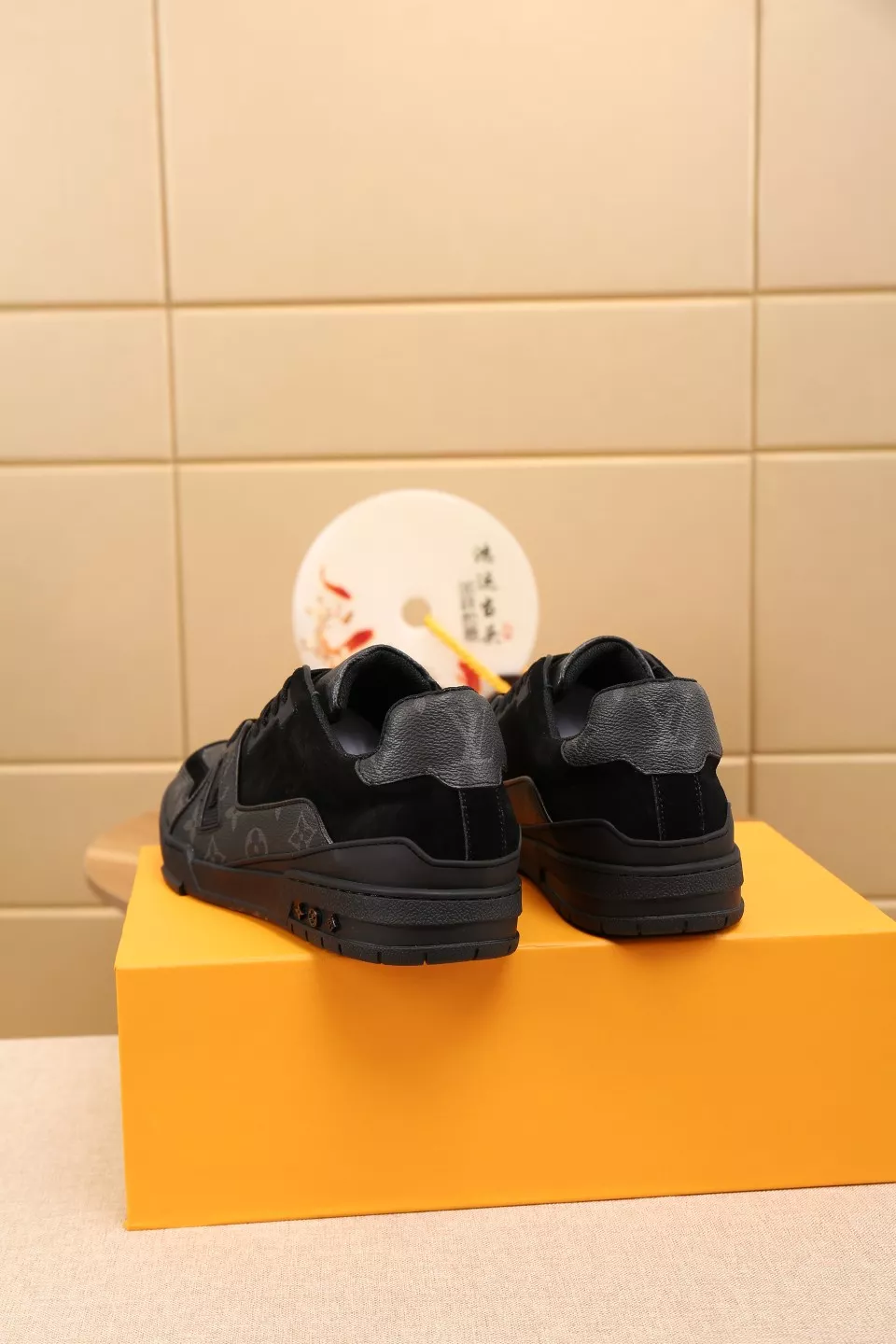 Louis Vuitton Casual Shoes For Men Comfortable 4330