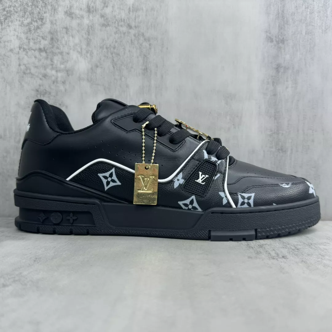 Louis Vuitton Casual Shoes For Men Comfortable 6096