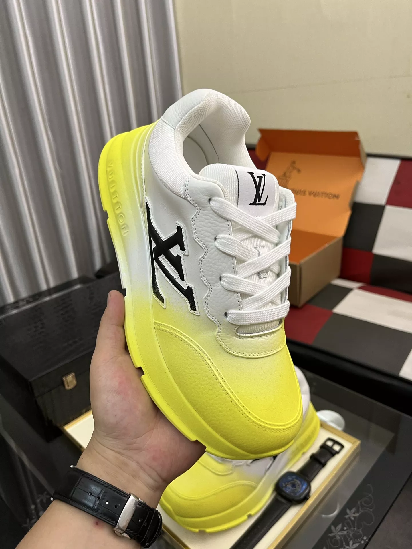Louis Vuitton Casual Shoes For Men Compact 5027