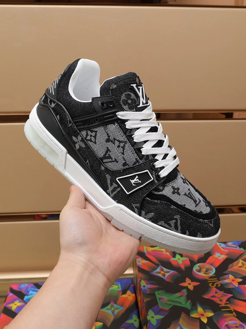 Louis Vuitton Casual Shoes For Men Cozy 8422