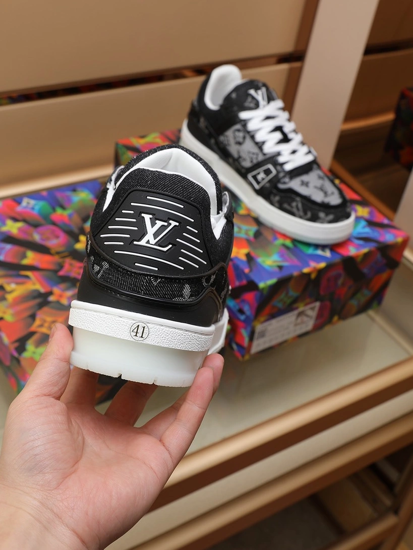 Louis Vuitton Casual Shoes For Men Cozy 8422