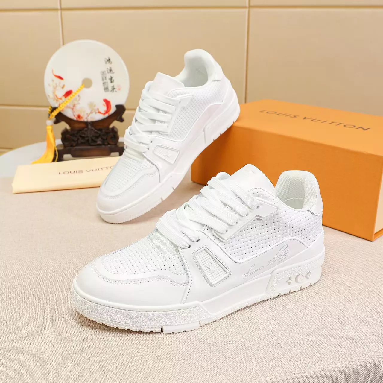 Louis Vuitton Casual Shoes For Men Cozy 9836