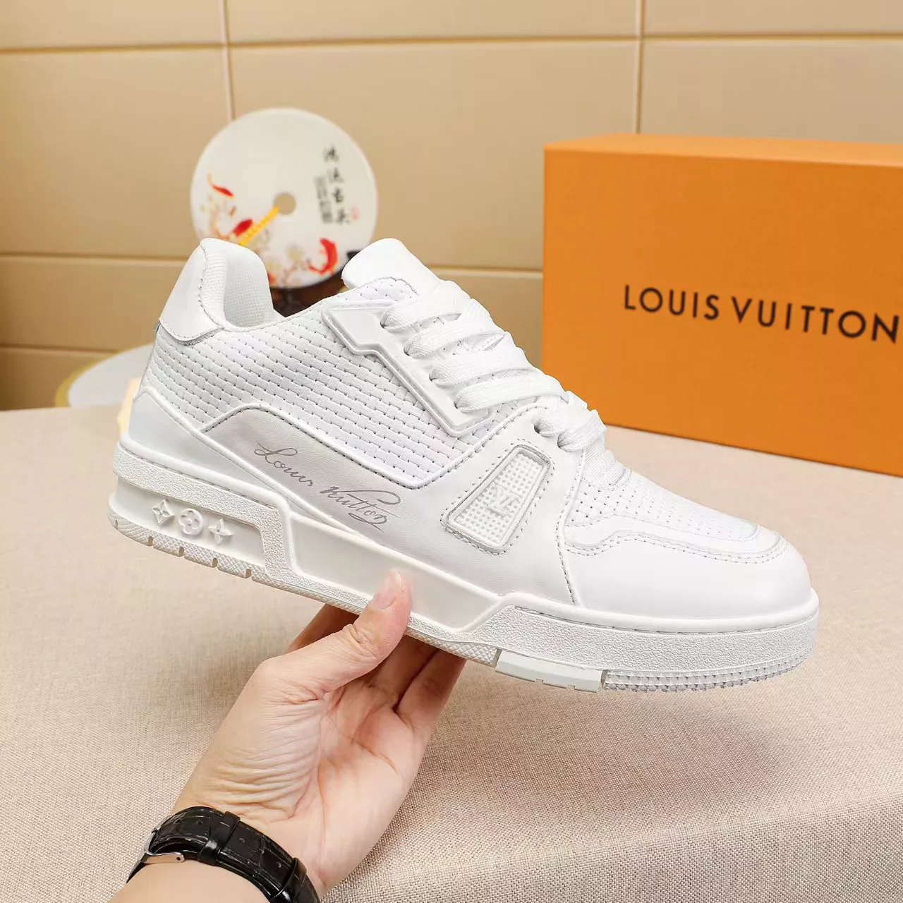 Louis Vuitton Casual Shoes For Men Cozy 9836