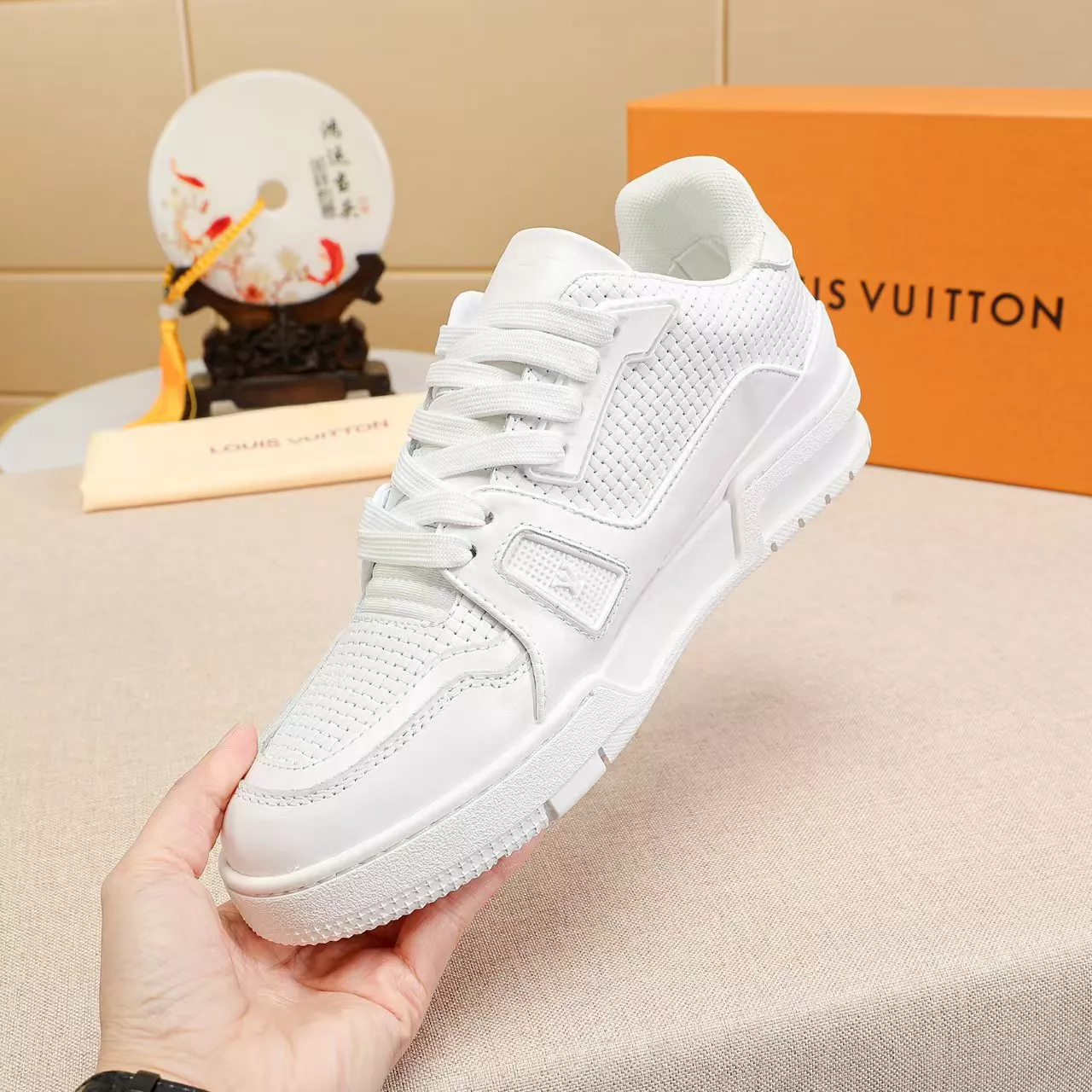 Louis Vuitton Casual Shoes For Men Cozy 9836