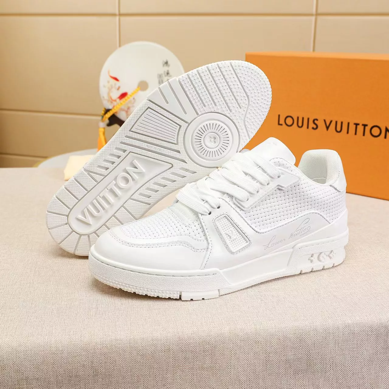Louis Vuitton Casual Shoes For Men Cozy 9836