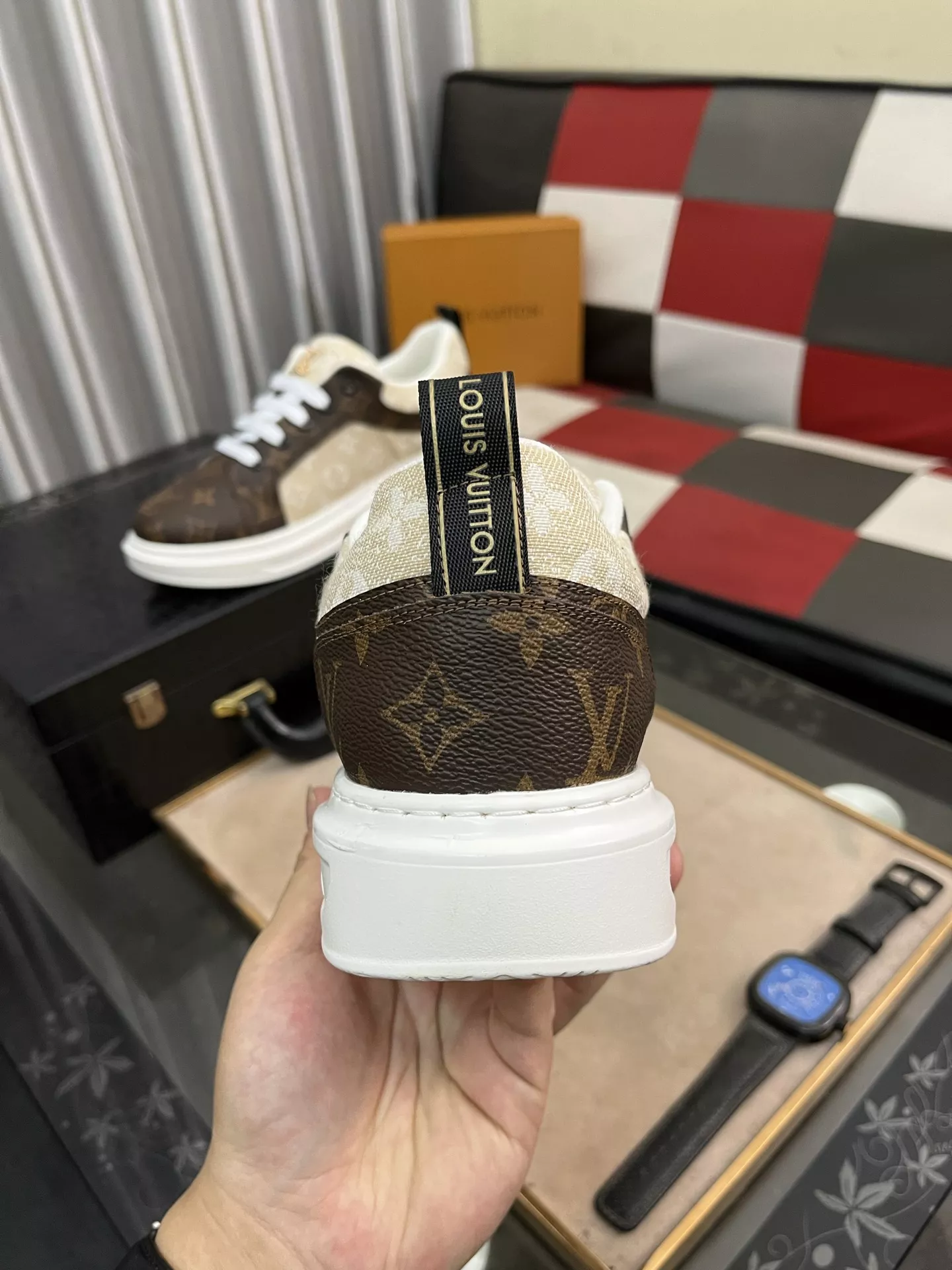 Louis Vuitton Casual Shoes For Men Cozy 9857