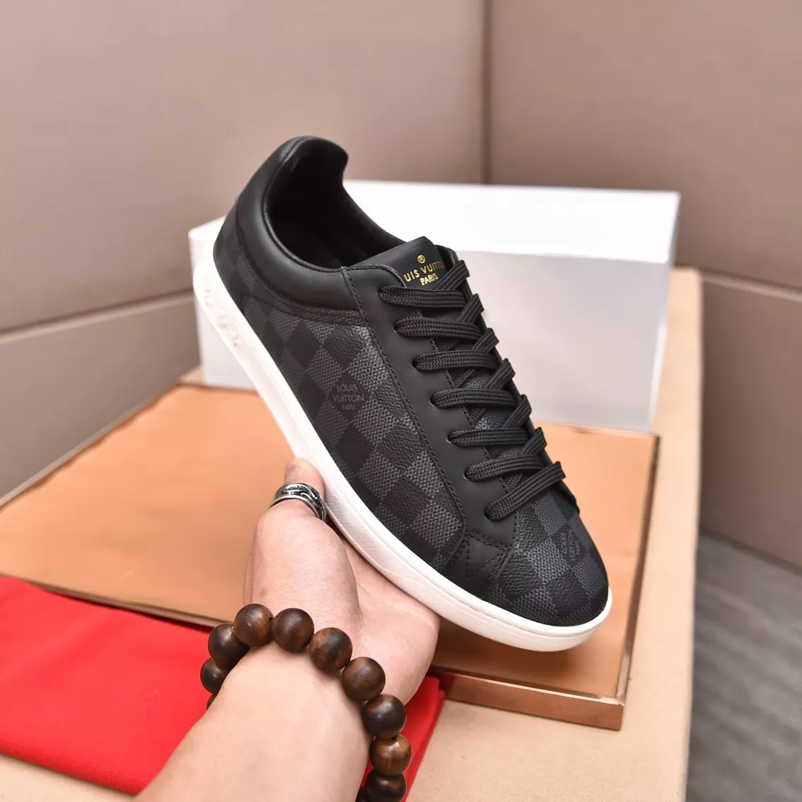 Louis Vuitton Casual Shoes For Men DailyWear 2824
