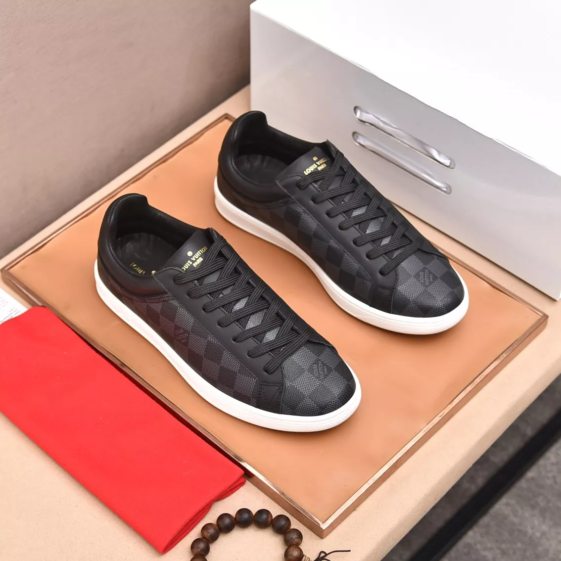 Louis Vuitton Casual Shoes For Men DailyWear 2824