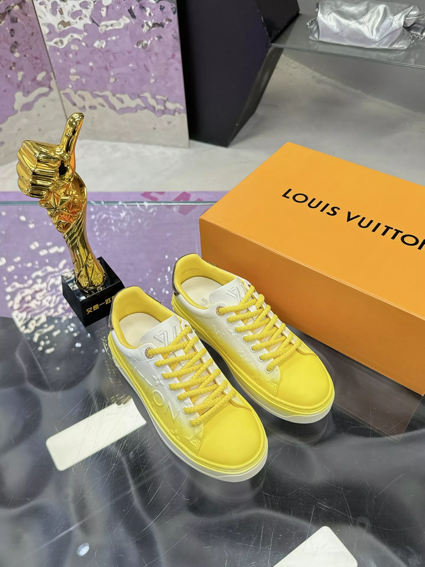 Louis Vuitton Casual Shoes For Men Durable 1055