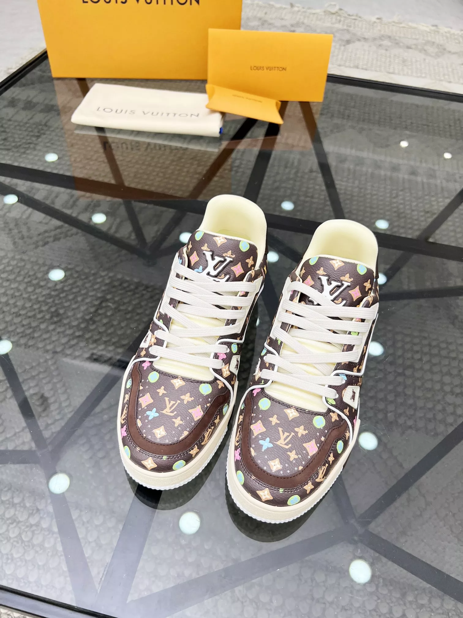 Louis Vuitton Casual Shoes For Men Durable 4772
