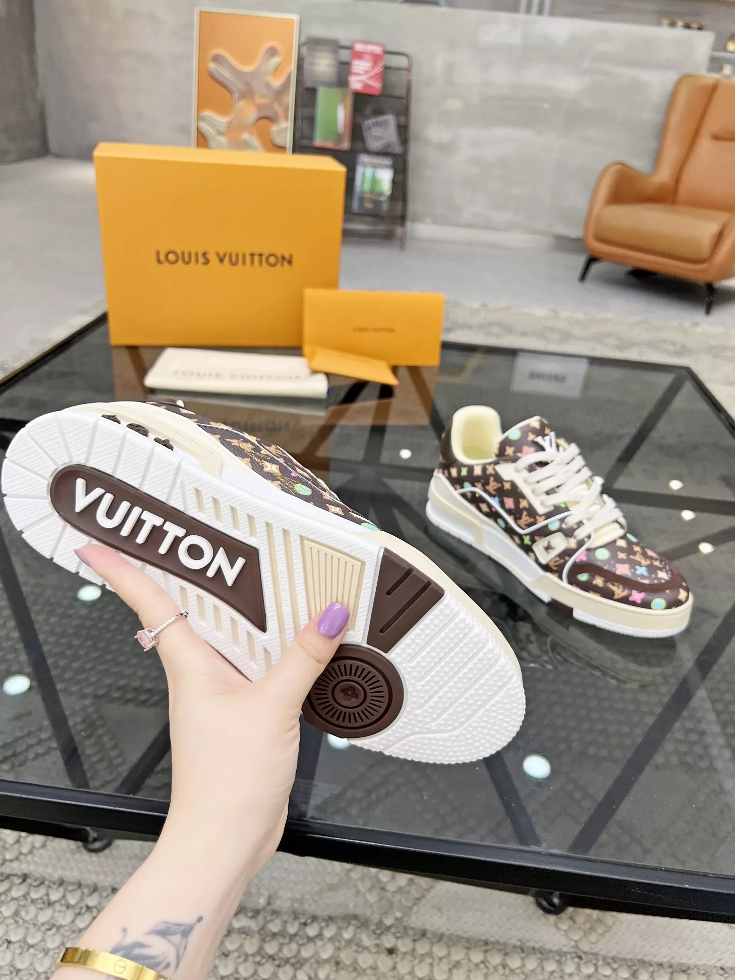 Louis Vuitton Casual Shoes For Men Durable 4772