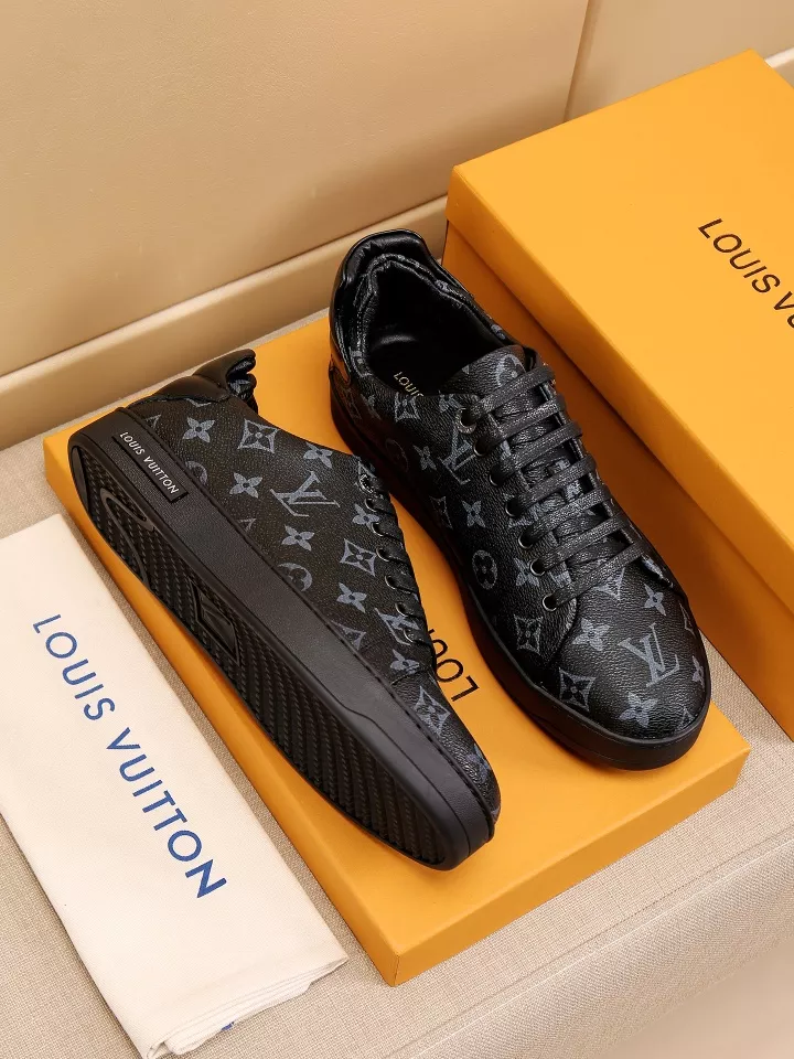 Louis Vuitton Casual Shoes For Men Durable 7238
