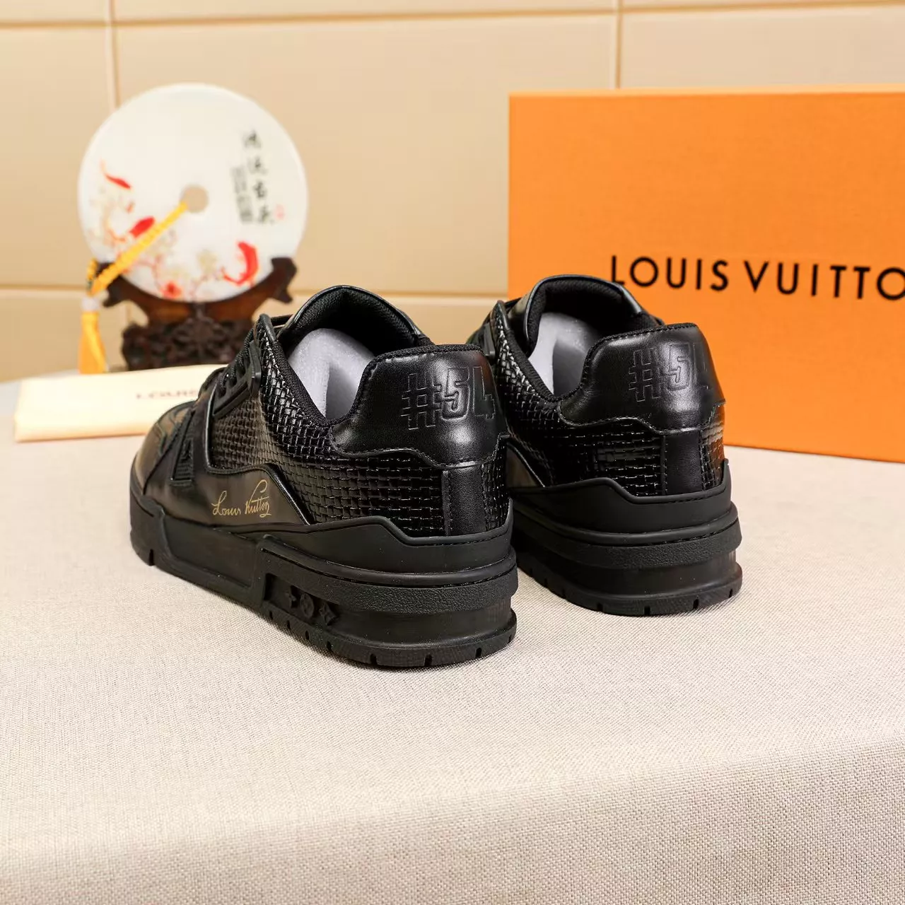 Louis Vuitton Casual Shoes For Men EasyMatch 2409