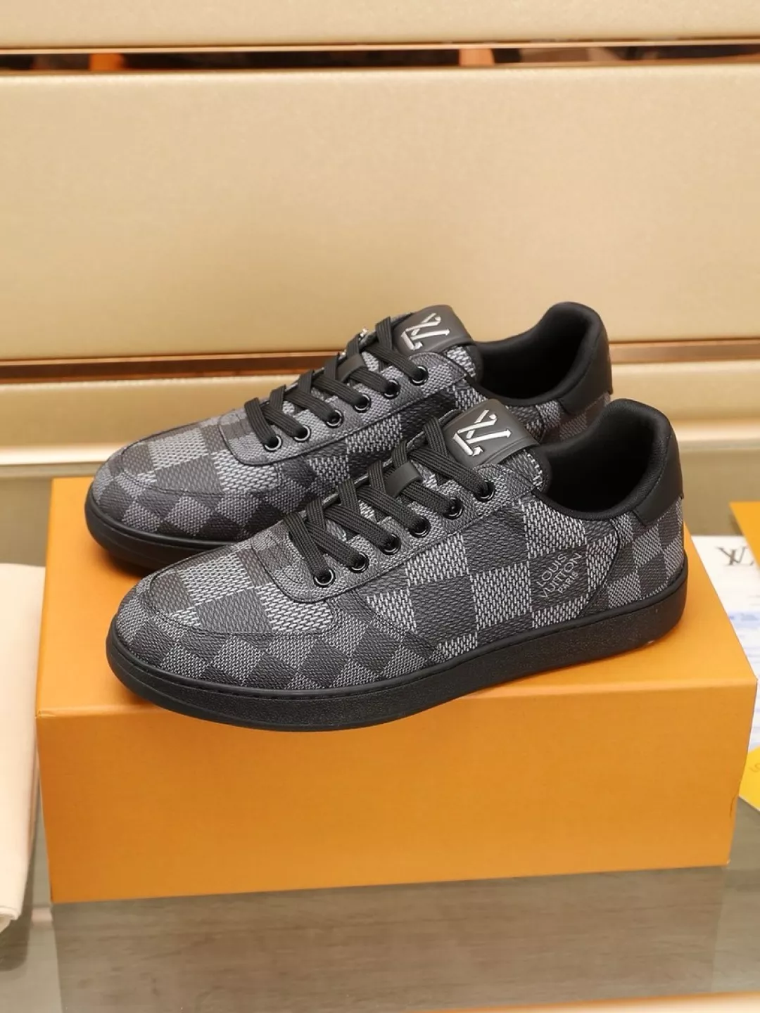 Louis Vuitton Casual Shoes For Men Efficient 9434