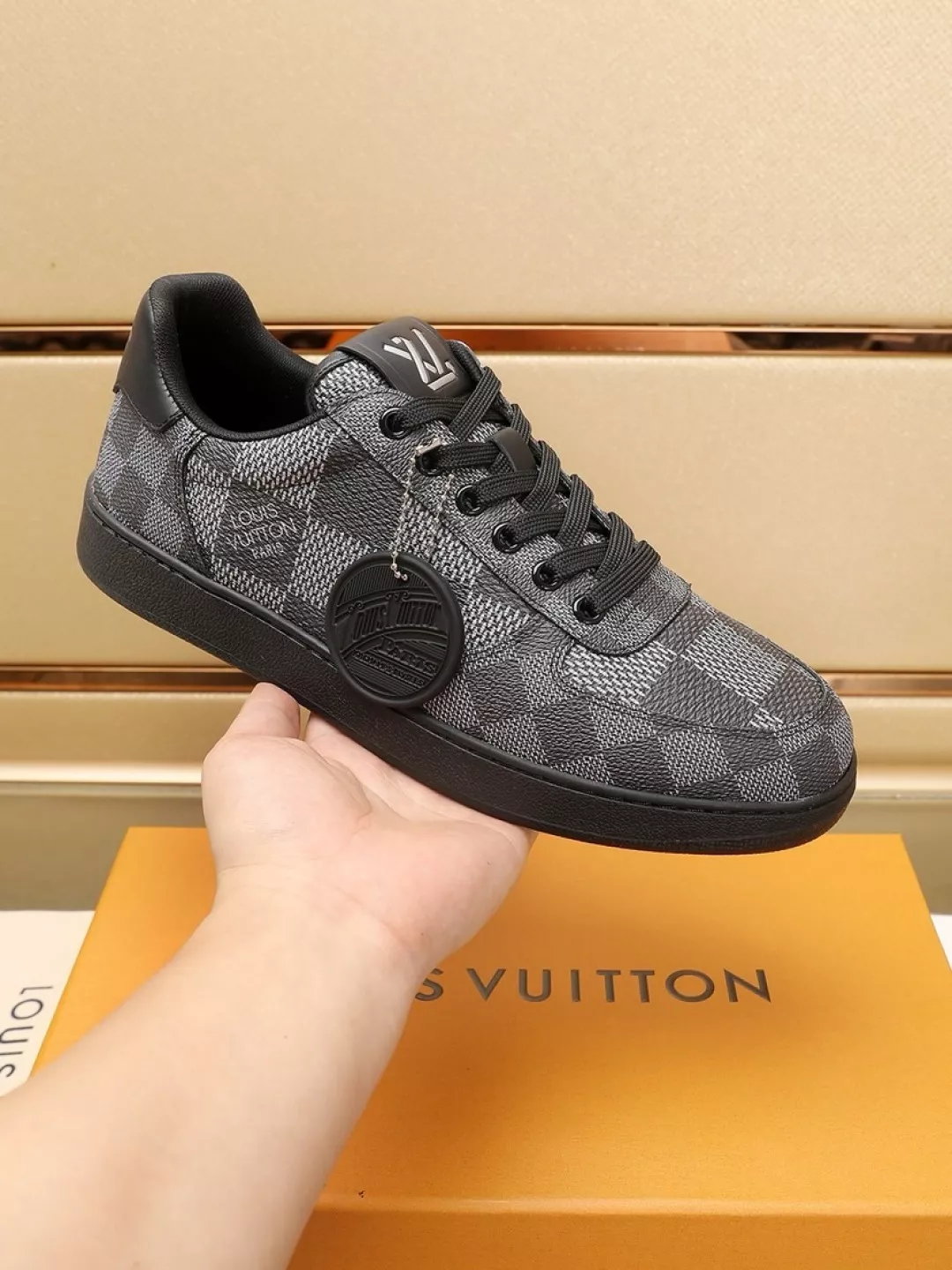 Louis Vuitton Casual Shoes For Men Efficient 9434