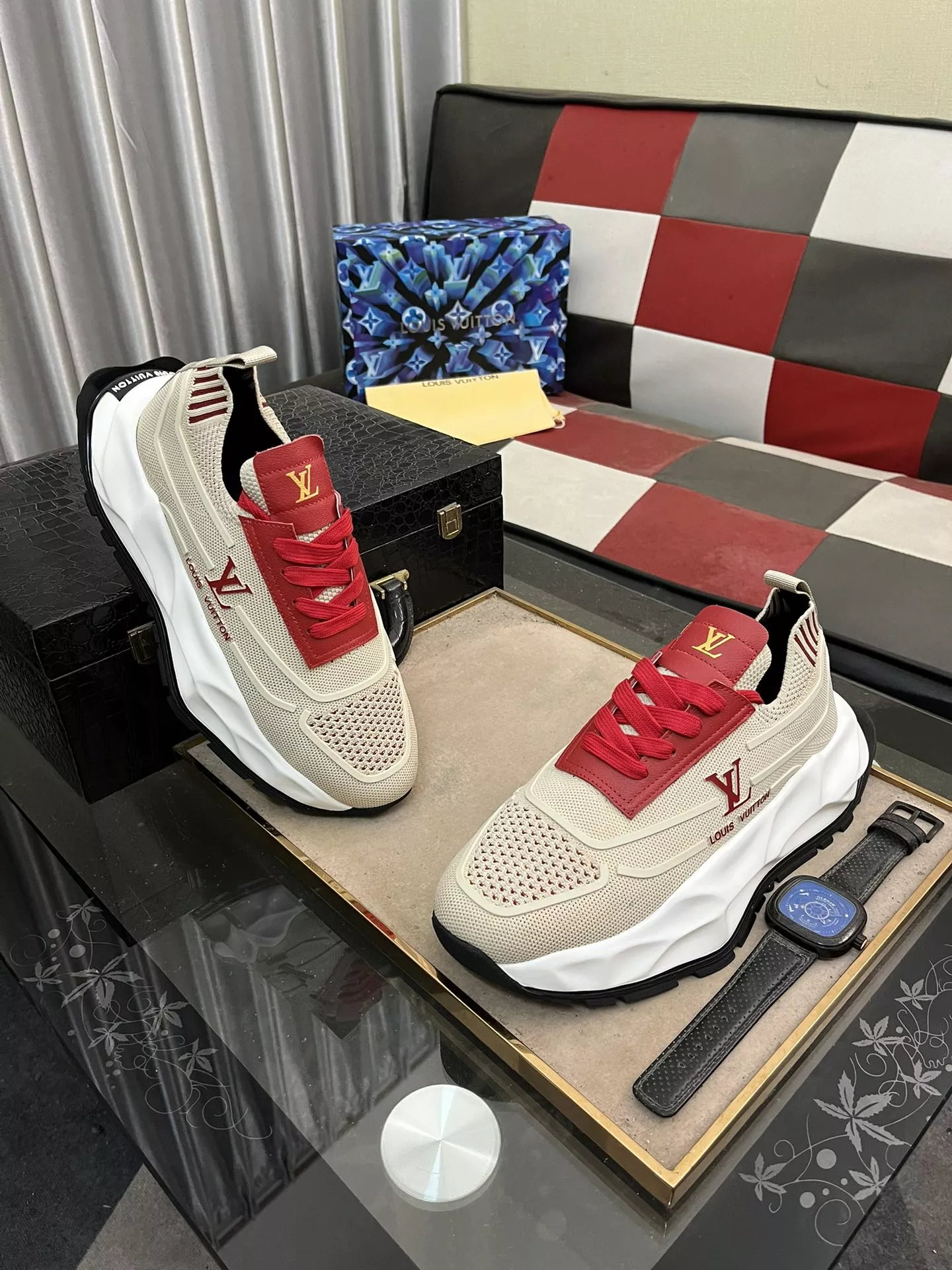Louis Vuitton Casual Shoes For Men Elegant 2360