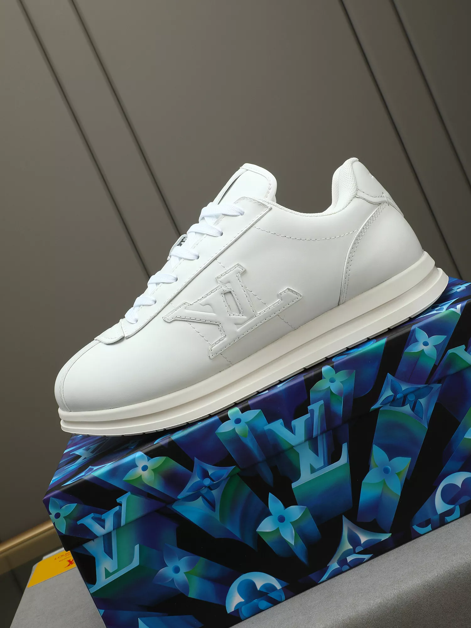 Louis Vuitton Casual Shoes For Men EyeCatching 7194
