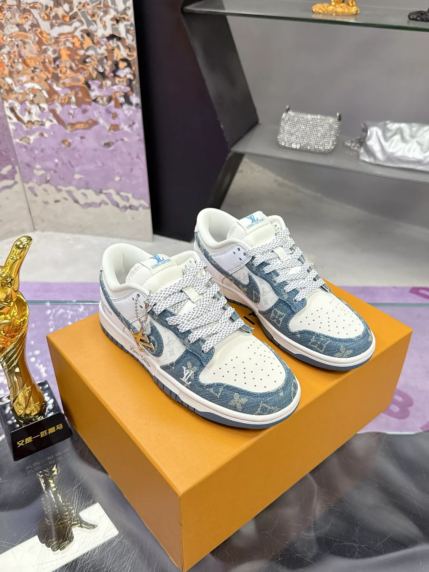 Louis Vuitton Casual Shoes For Men EyeCatching 7874