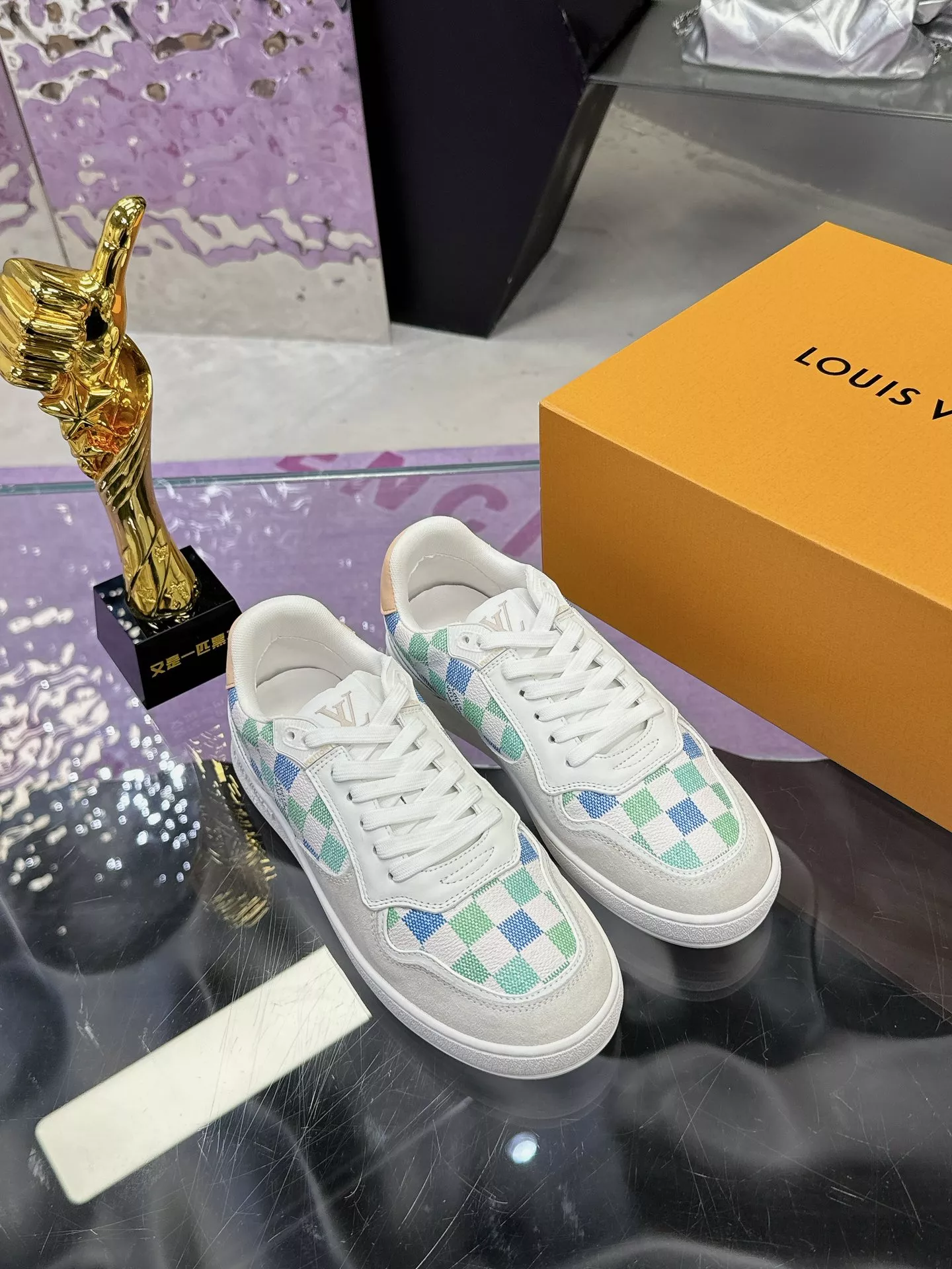Louis Vuitton Casual Shoes For Men EyeCatching 9259