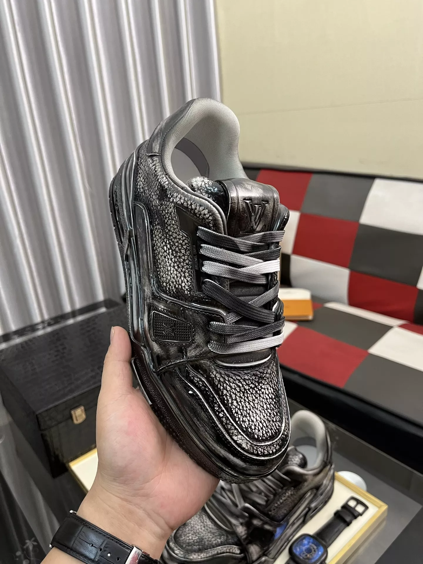 Louis Vuitton Casual Shoes For Men Fashionable 3145