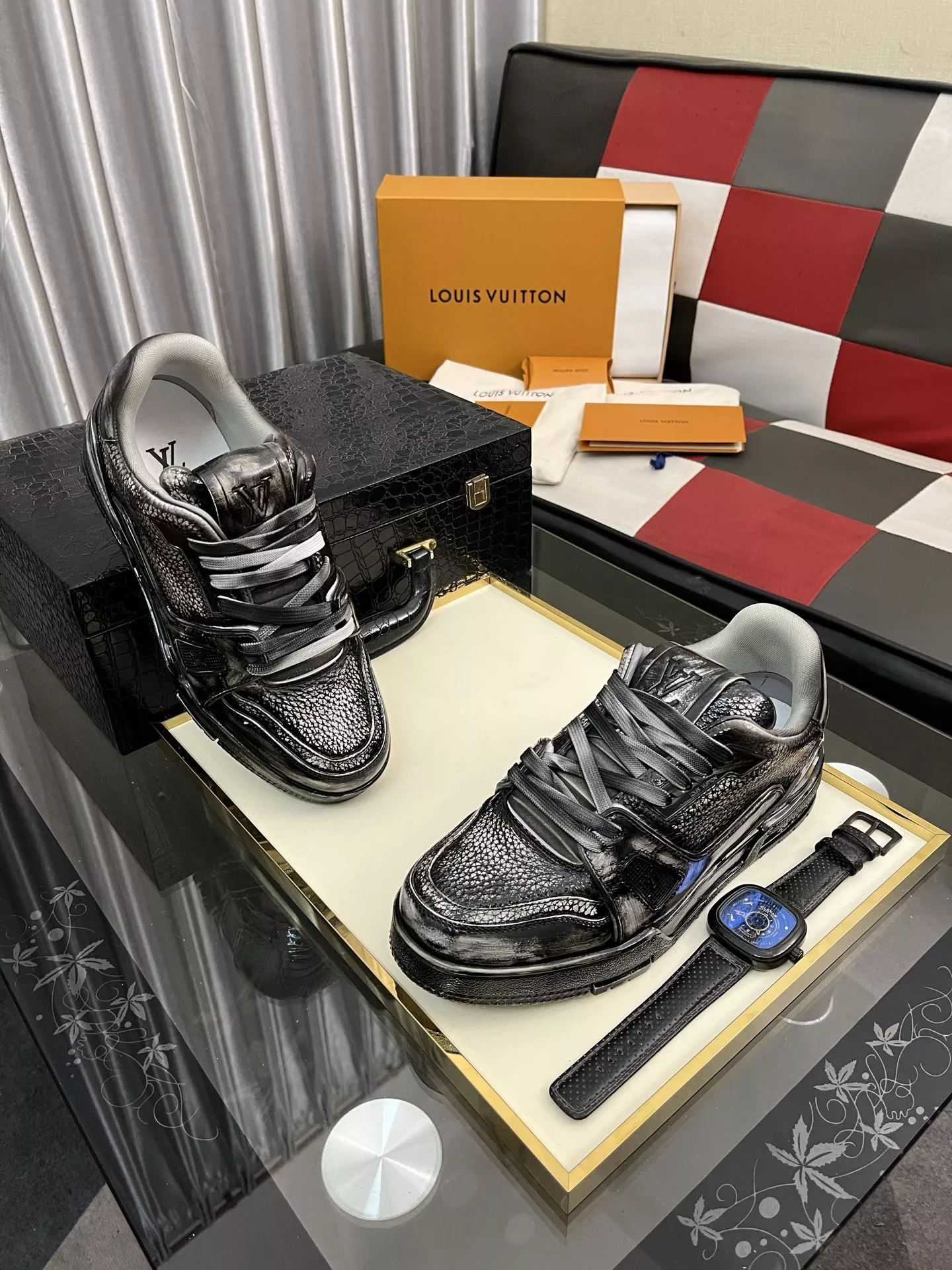 Louis Vuitton Casual Shoes For Men Fashionable 3145