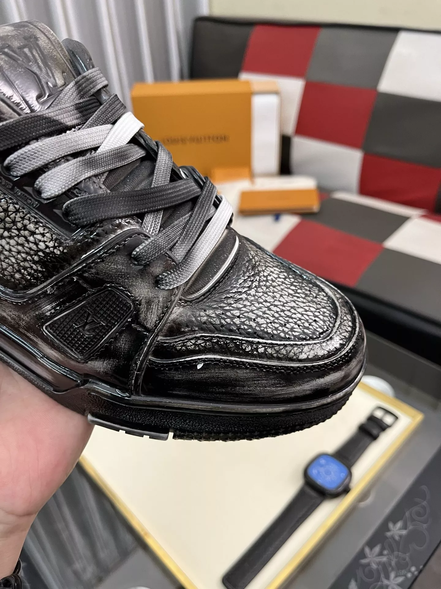 Louis Vuitton Casual Shoes For Men Fashionable 3145