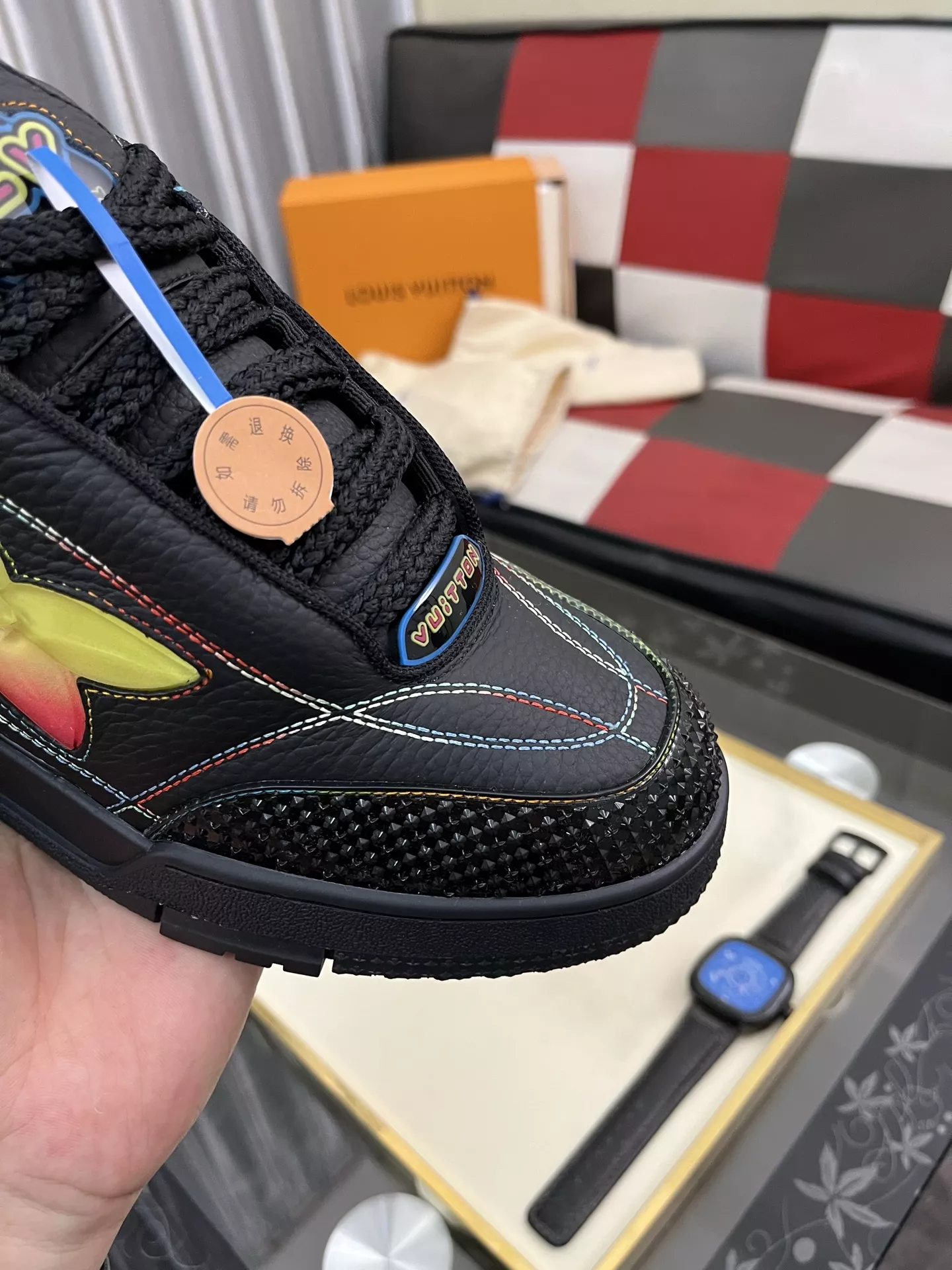 Louis Vuitton Casual Shoes For Men Fashionable 6184