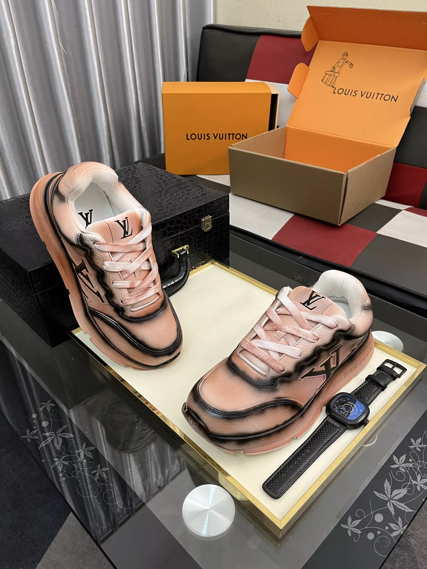 Louis Vuitton Casual Shoes For Men Flexible 6832