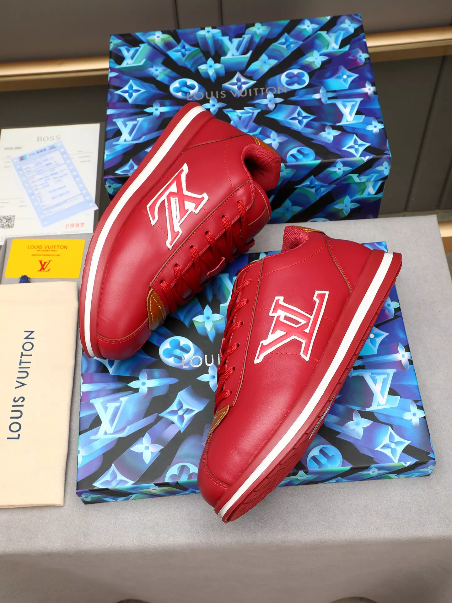 Louis Vuitton Casual Shoes For Men Flexible 7757