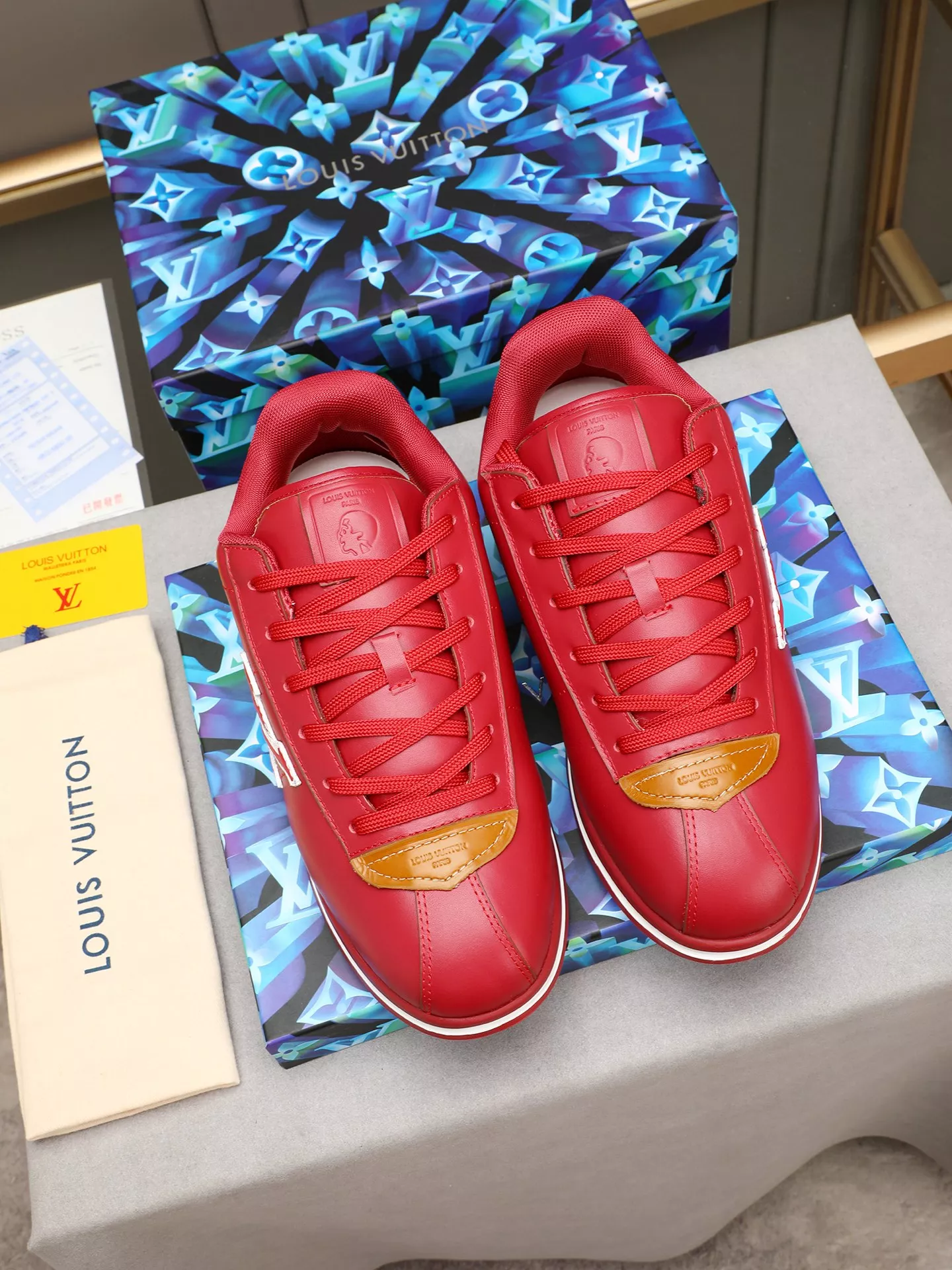 Louis Vuitton Casual Shoes For Men Flexible 7757