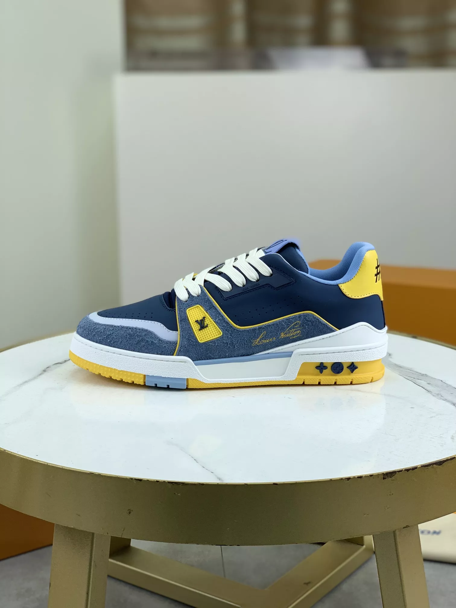 Louis Vuitton Casual Shoes For Men Functional 518