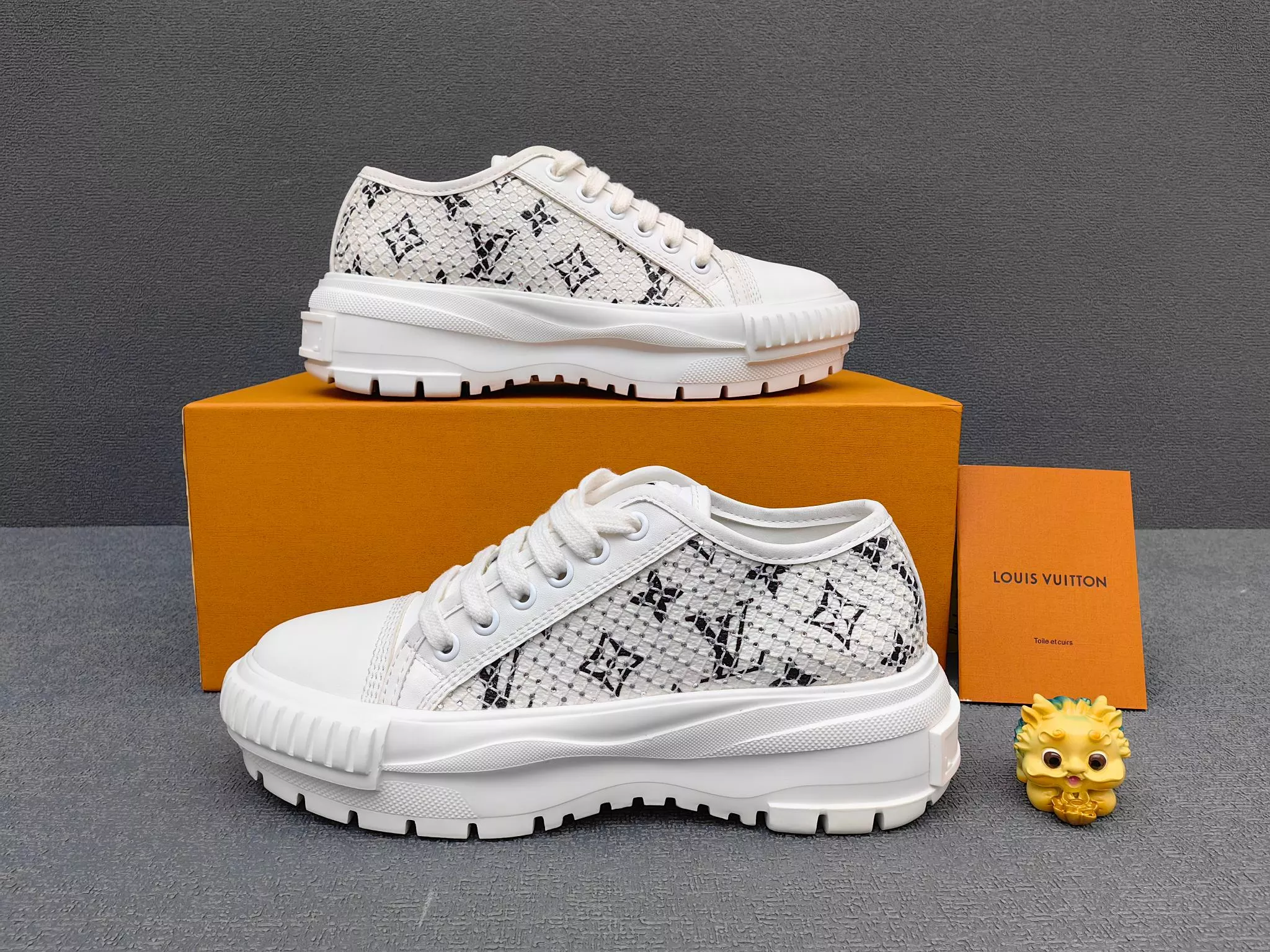 Louis Vuitton Casual Shoes For Men HighQuality 5963
