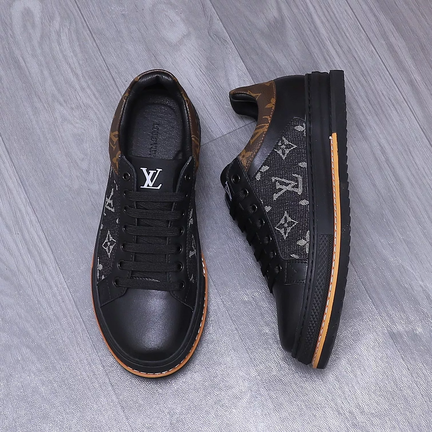 Louis Vuitton Casual Shoes For Men Minimalist 2291