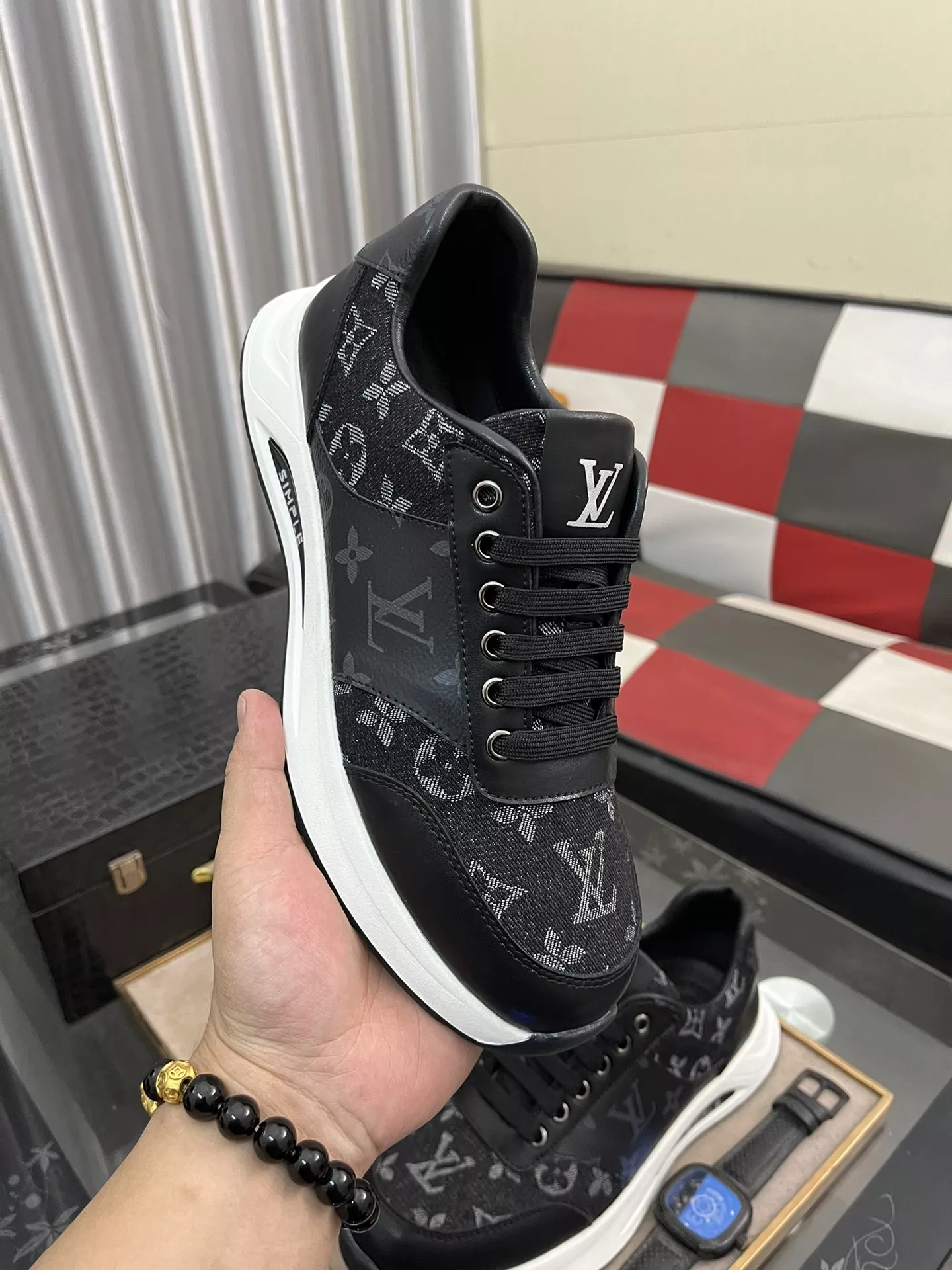 Louis Vuitton Casual Shoes For Men Minimalist 443