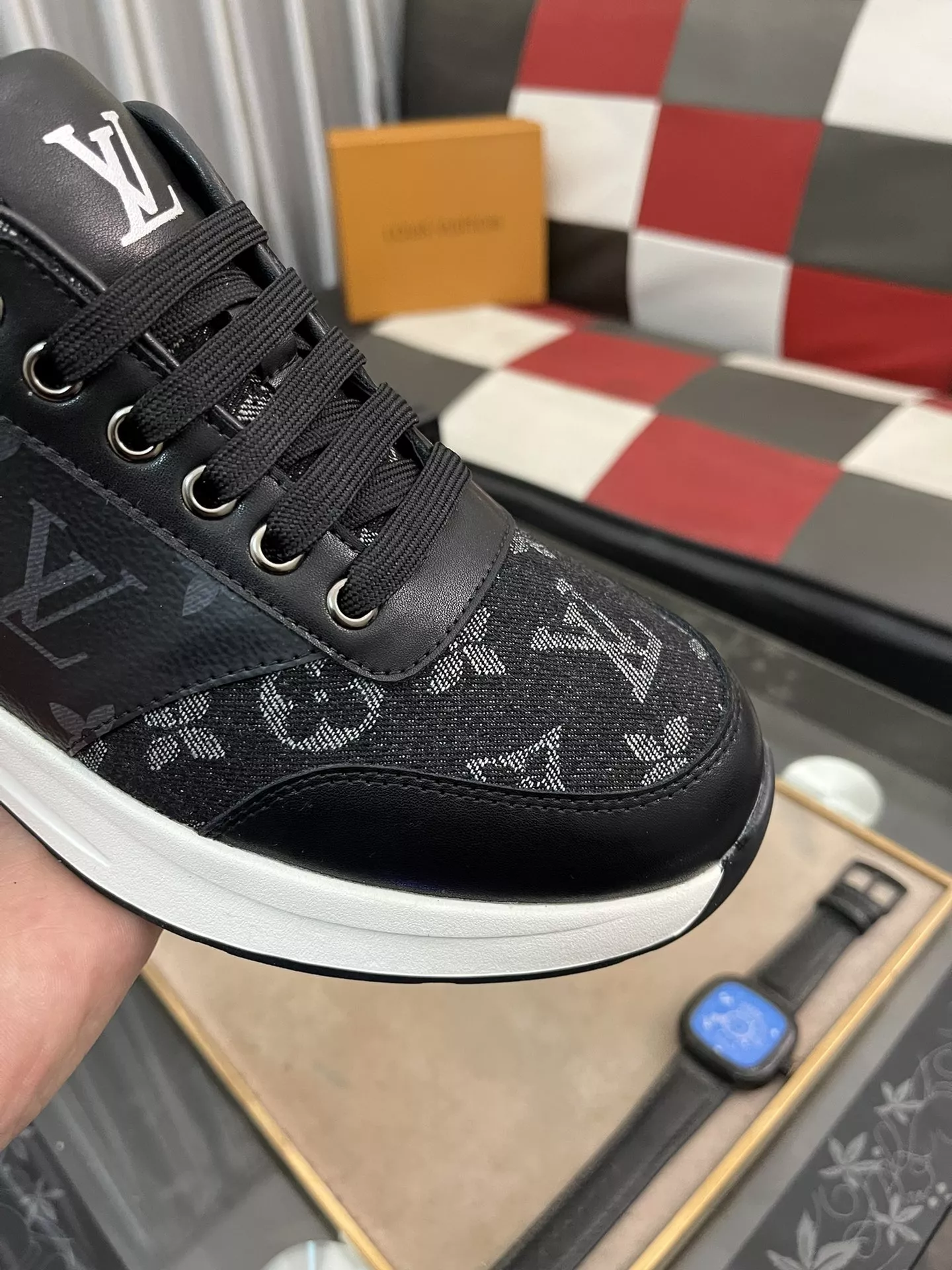 Louis Vuitton Casual Shoes For Men Minimalist 443