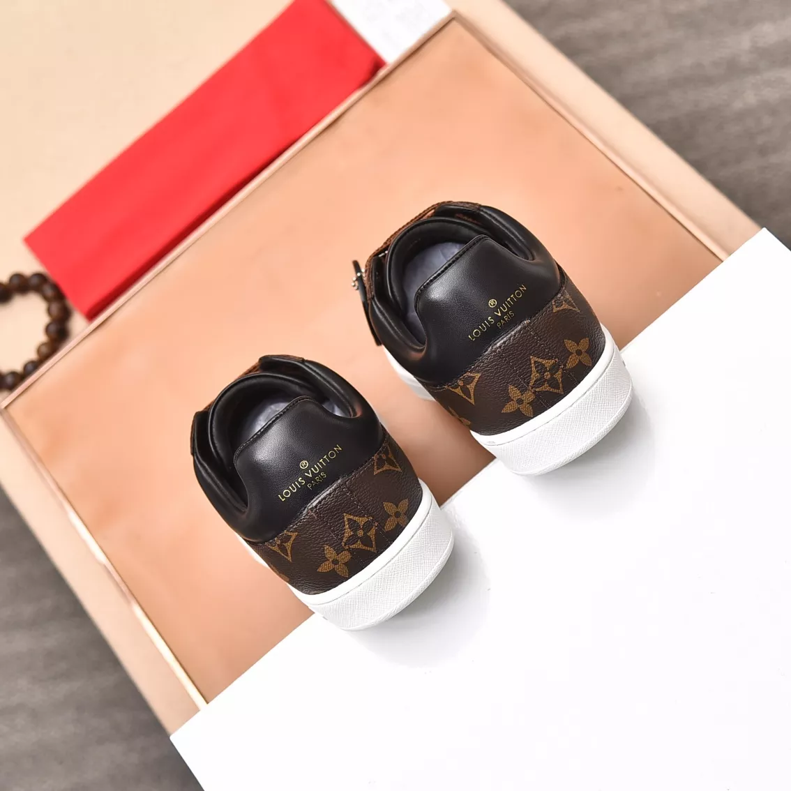 Louis Vuitton Casual Shoes For Men Modern 3682