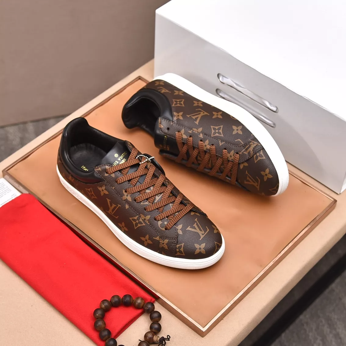 Louis Vuitton Casual Shoes For Men Modern 3682