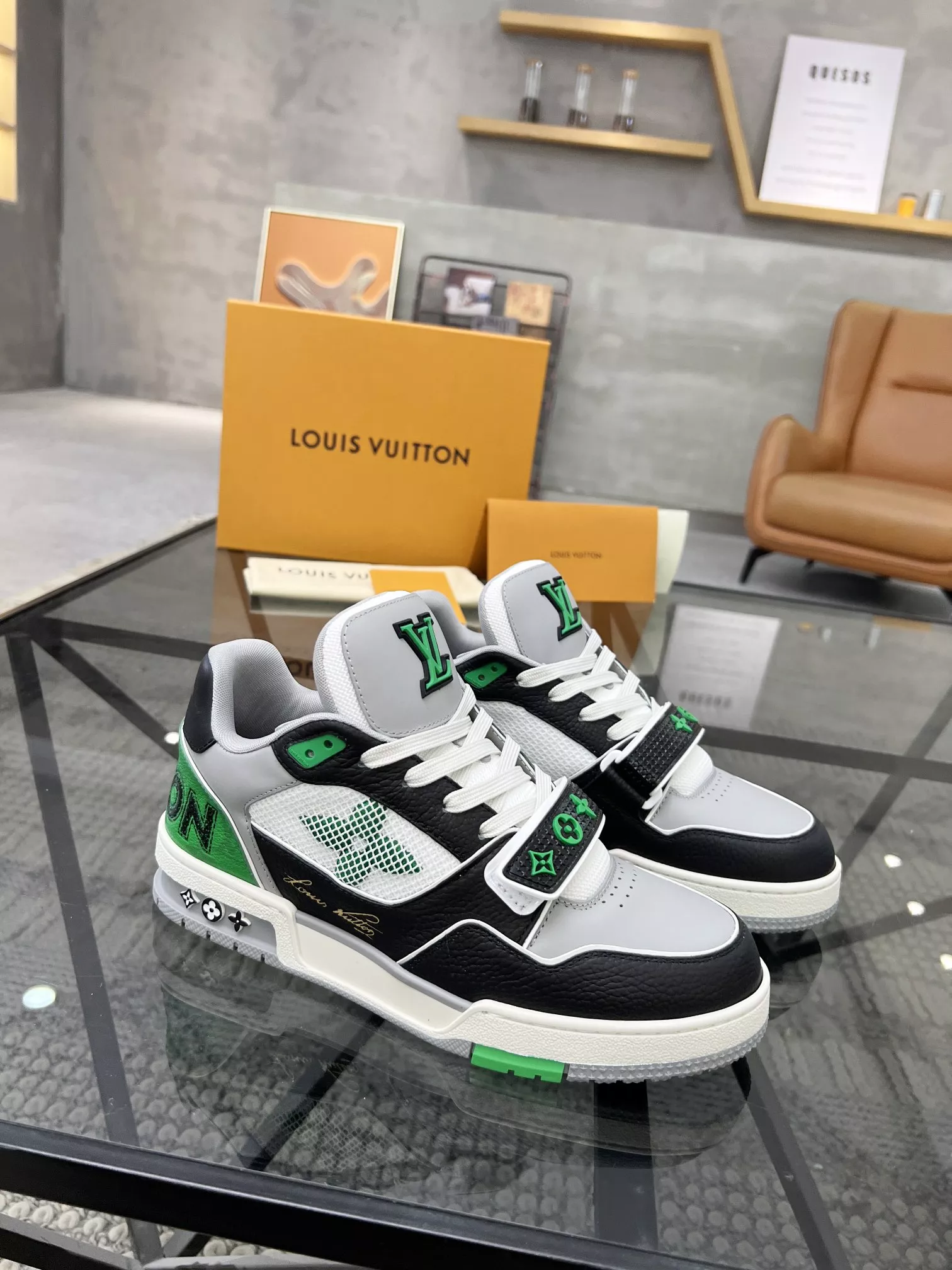 Louis Vuitton Casual Shoes For Men Modern 7883