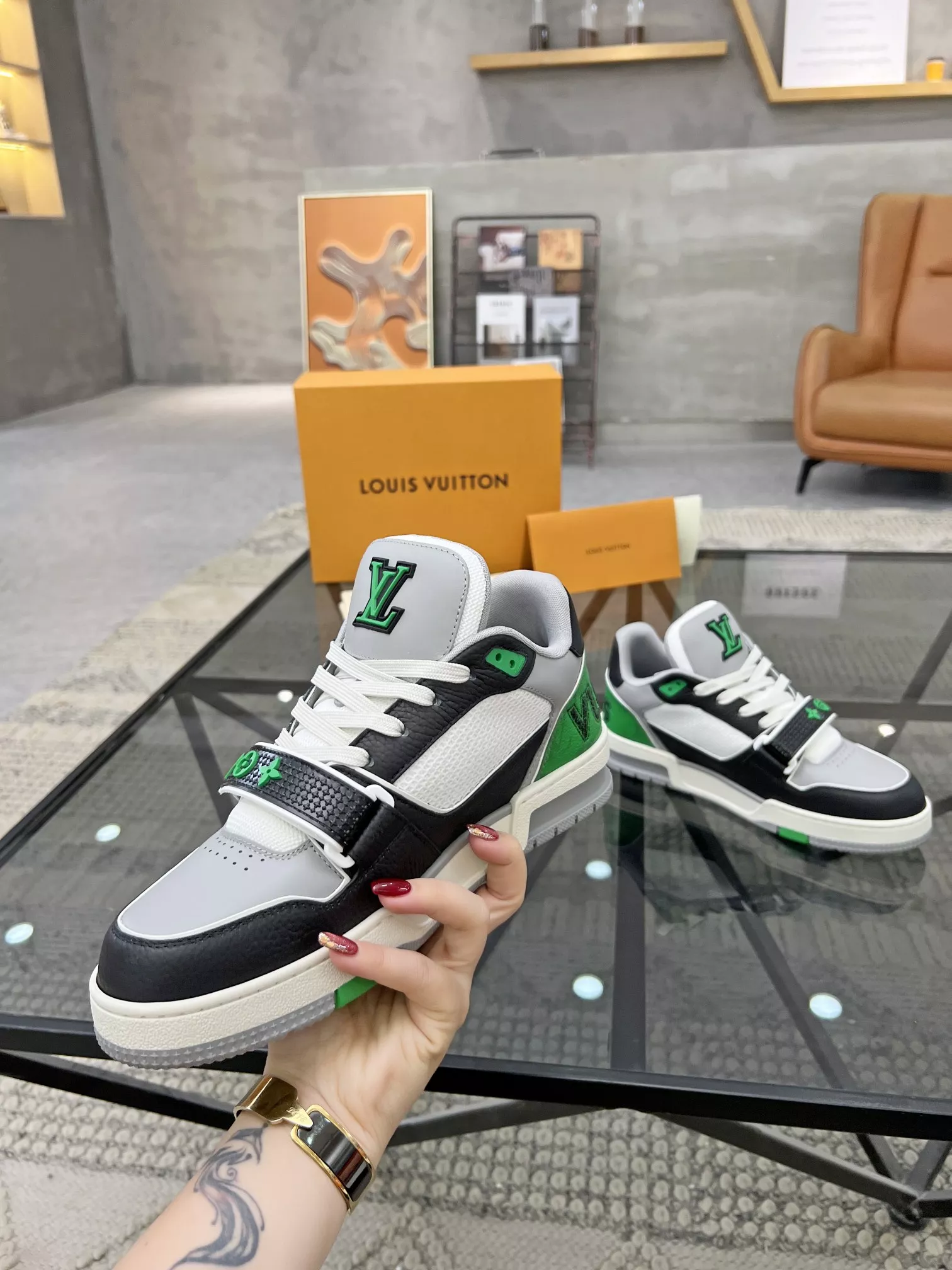 Louis Vuitton Casual Shoes For Men Modern 7883