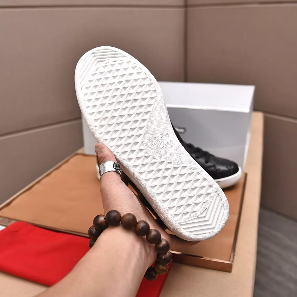 Louis Vuitton Casual Shoes For Men Practical 1684
