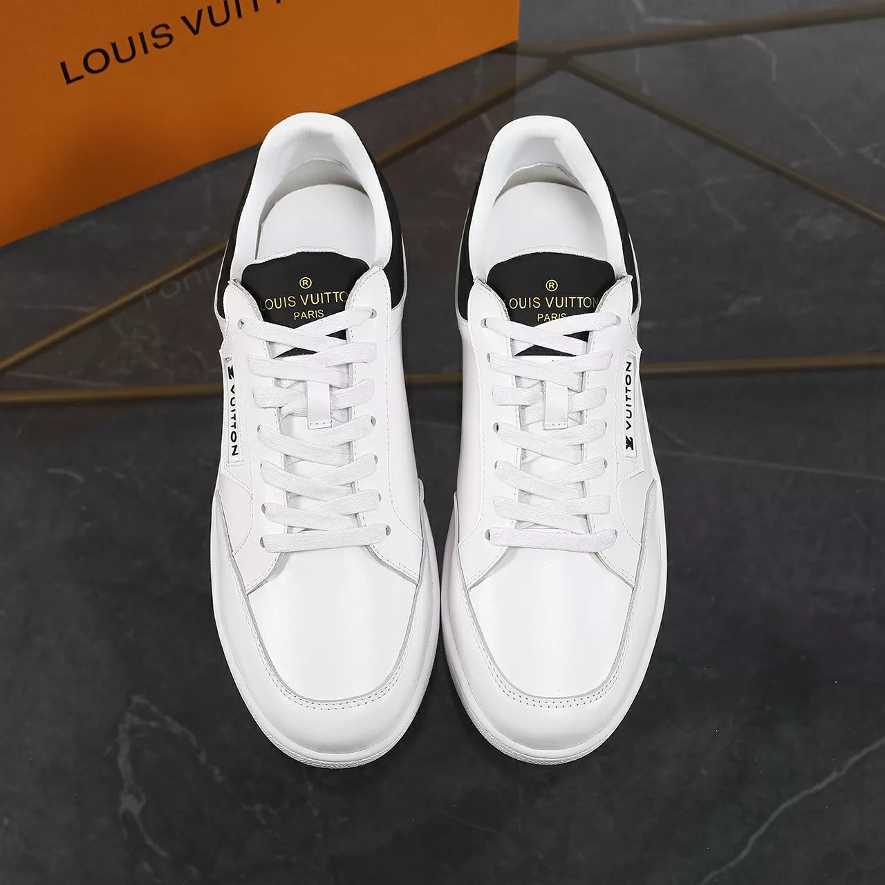 Louis Vuitton Casual Shoes For Men Practical 5990