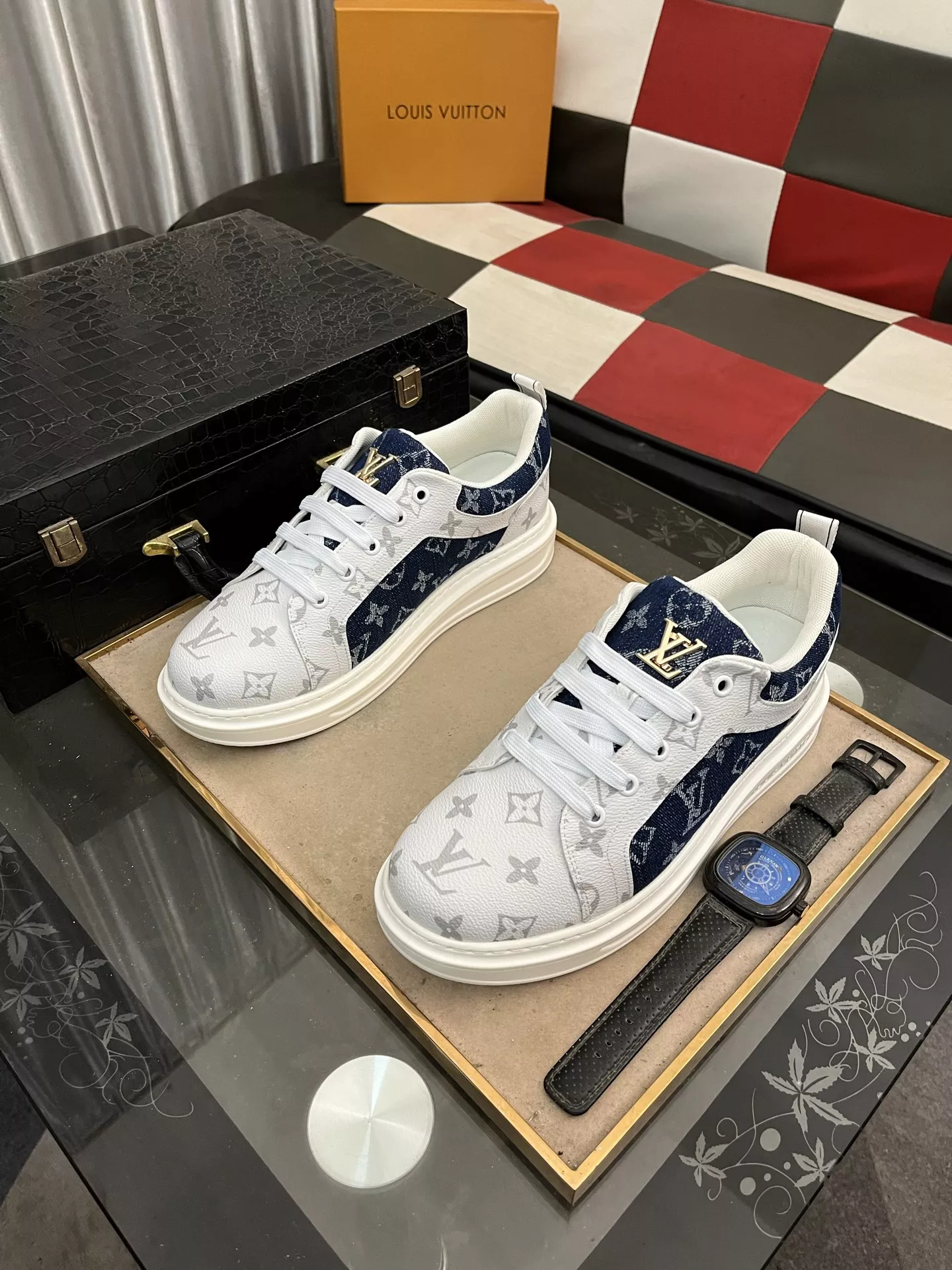 Louis Vuitton Casual Shoes For Men Practical 8063