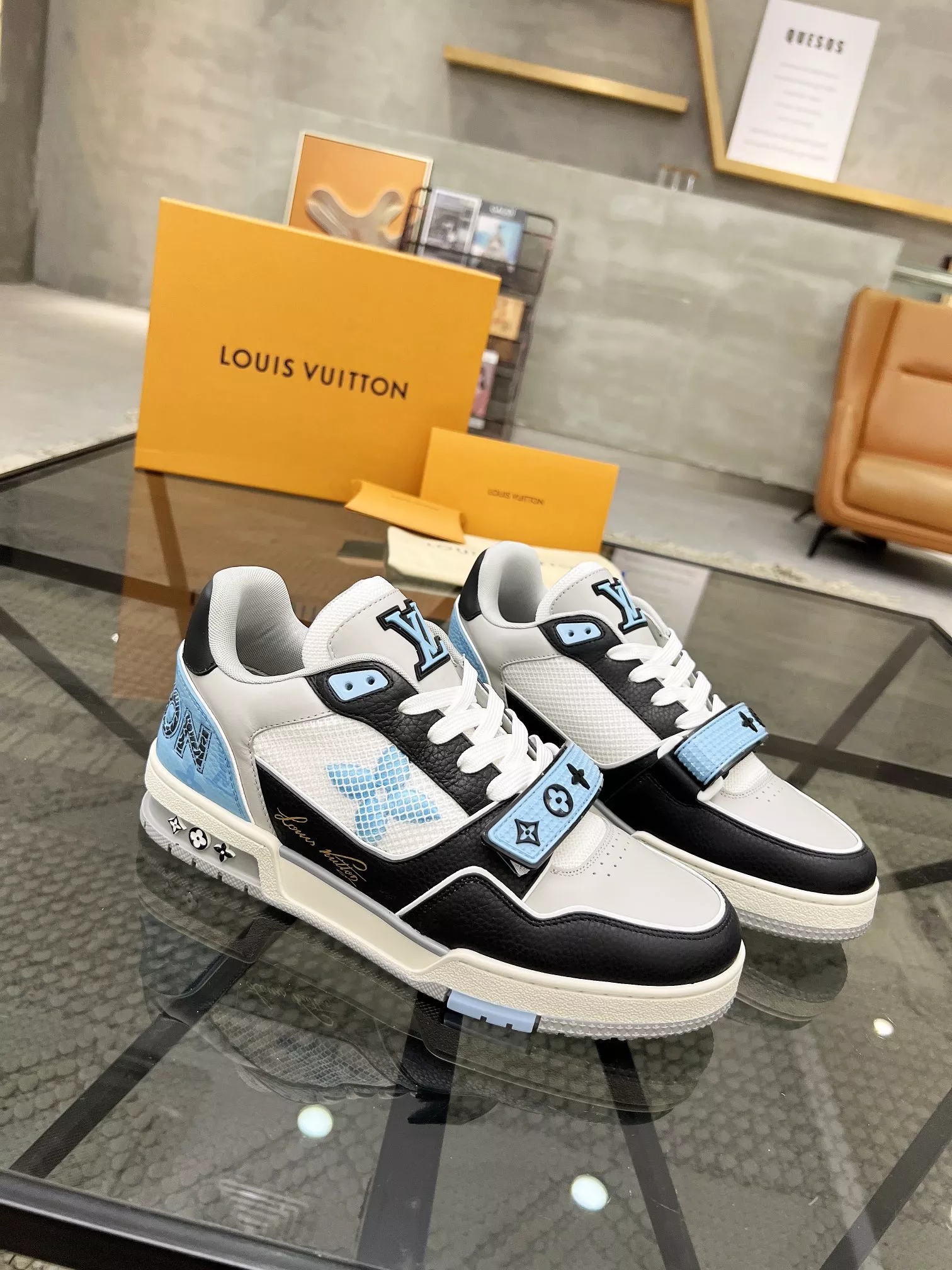 Louis Vuitton Casual Shoes For Men Practical 9733
