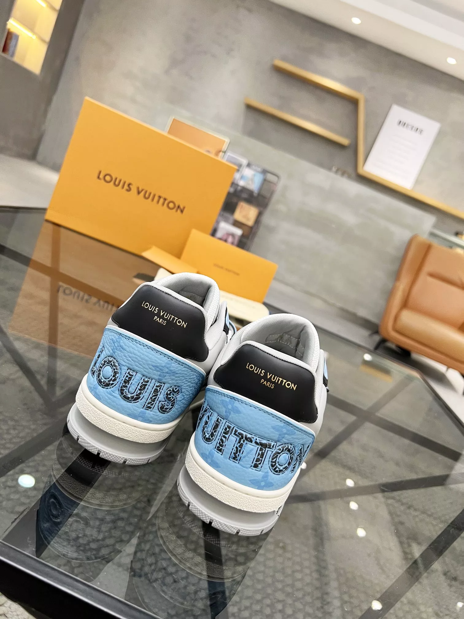 Louis Vuitton Casual Shoes For Men Practical 9733