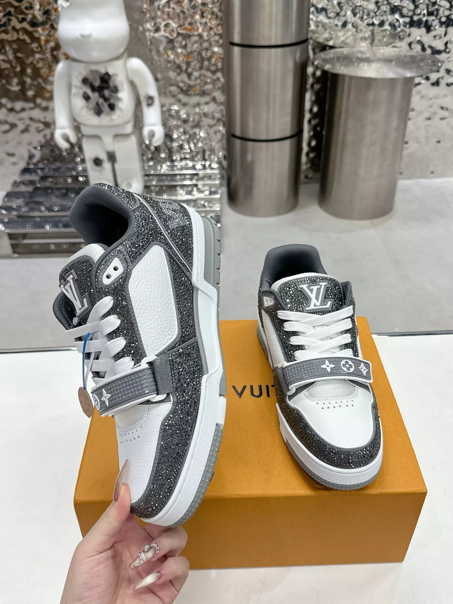 Louis Vuitton Casual Shoes For Men Refined 117