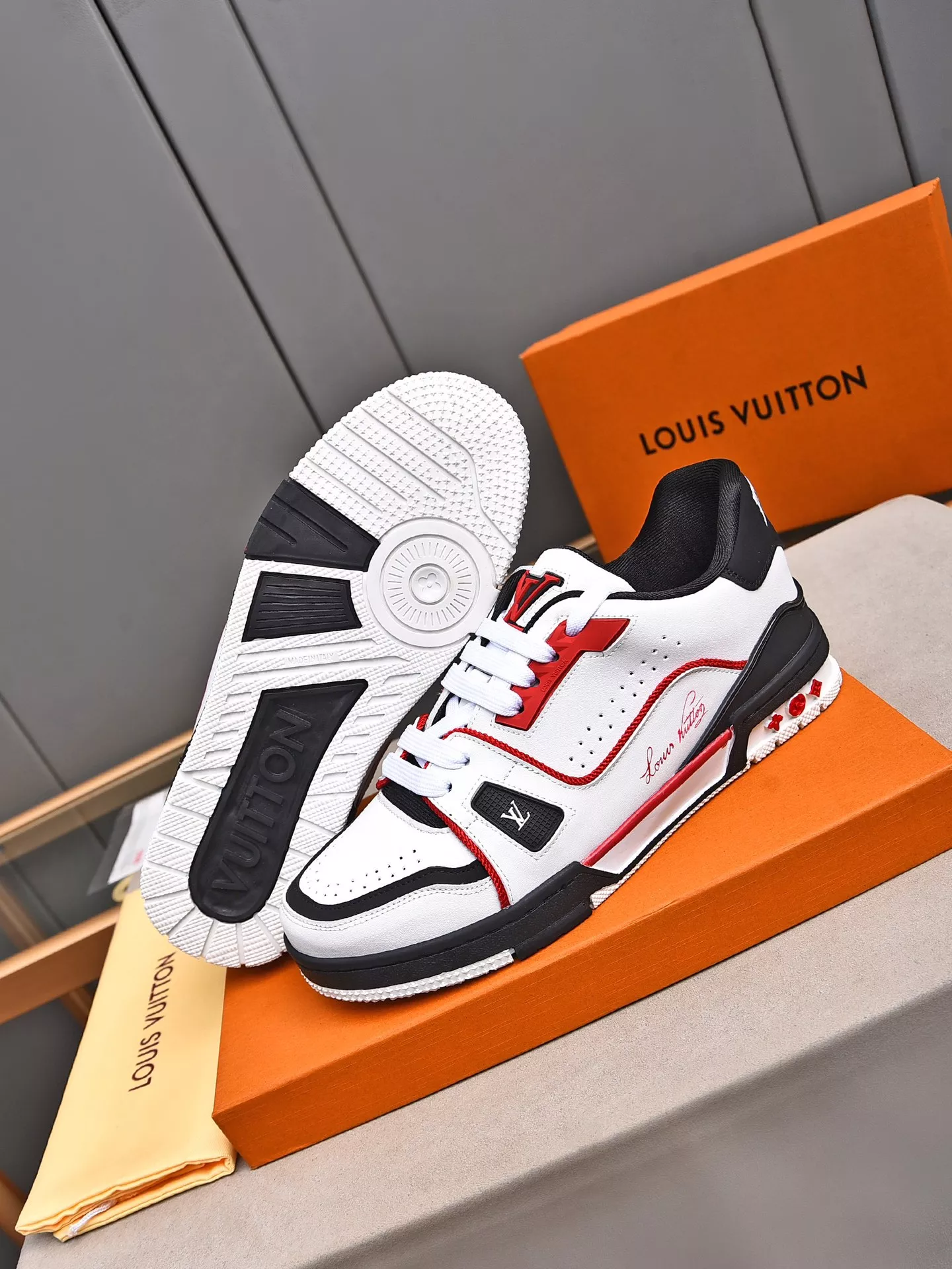 Louis Vuitton Casual Shoes For Men Refined 2067