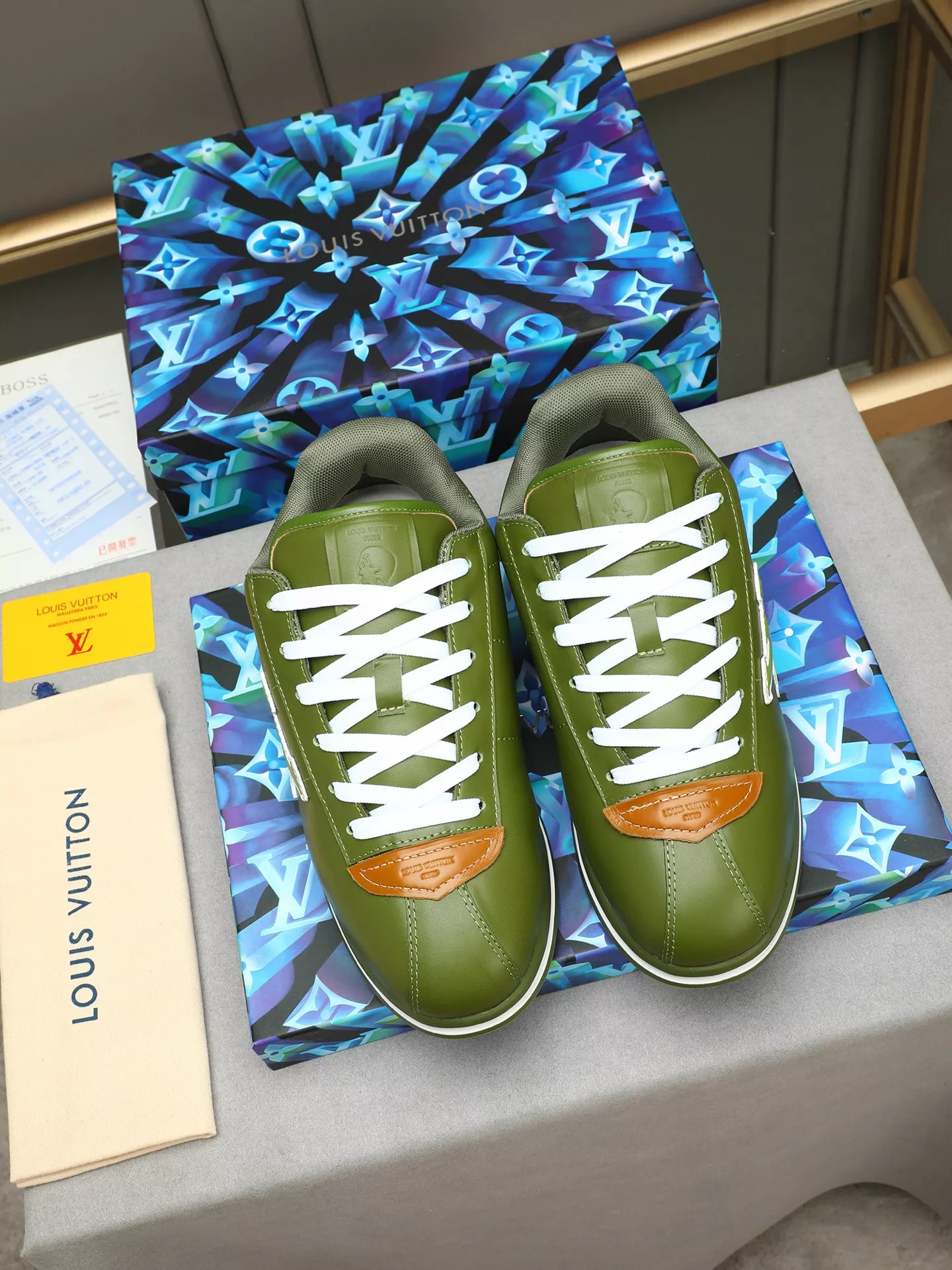 Louis Vuitton Casual Shoes For Men Refined 416